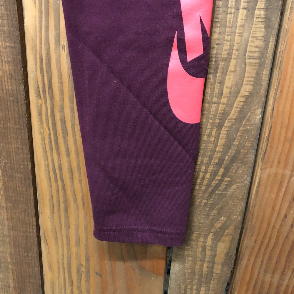 Nike women’s size small maroon red leggings - Picture 7 of 11